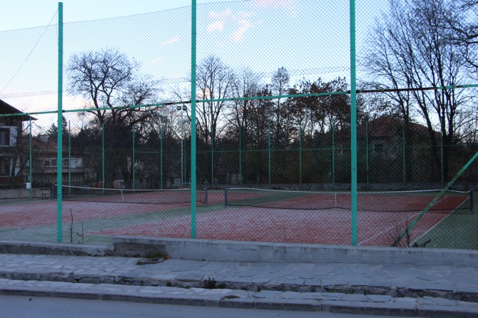 тенис кортове