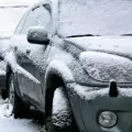 Априлски сняг покри пътя за Банско