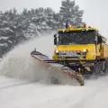 Снегорин удари автомобил на пътя Гоце Делчев-Добринище