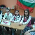 Ученици от Разлог мерят знания в състезание по българска история