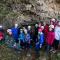 Малчуганите от село Бачево бяха на урок в пещерата Спропадналото