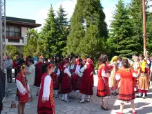 Фестивалът Утринна звезда води талантливи деца в Банско