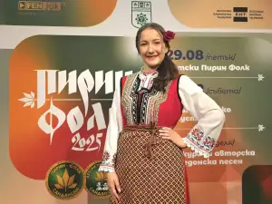 Четири участици от Банско на Детски Пирин фолк Сандански