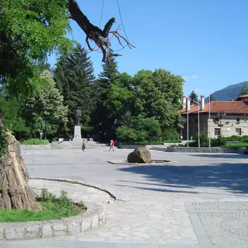 Банско предлага работа на хора от цялата страна