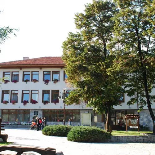 Банско отдаде почит на Ботев и загиналите за България