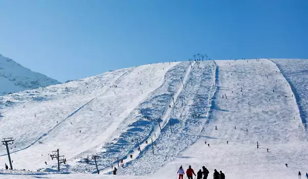 Ски бегачите се състезават в Банско този уикенд