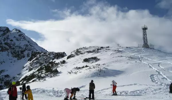 До 7-годишните в Банско ще карат ски за 1 лев