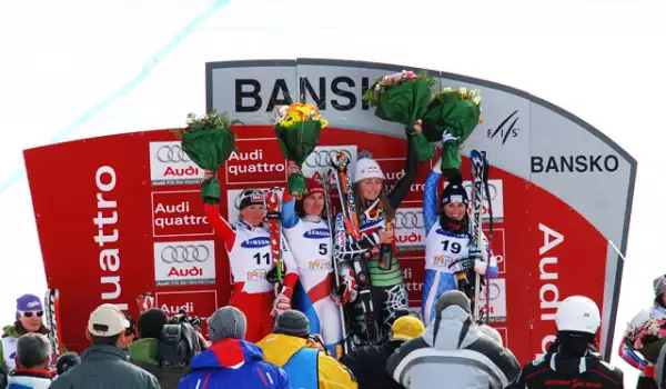 Шампионки по ски ще рекламират Банско