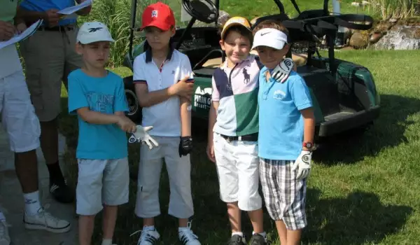 Детска голф школа