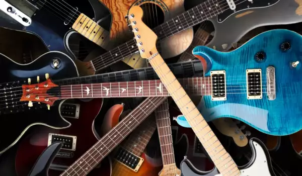 Задържаха малолетни меломани откраднали 43 китари