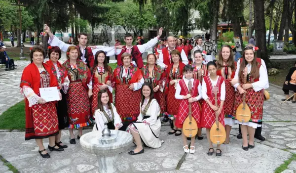 Самодейци от Горно Драглище отиват на фестивал в Будапеща