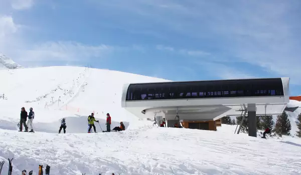 България предлага най-добрите условия за ски на британския пазар