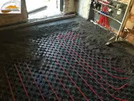 Машинна подова замазка върху подово от Данев Строй ЕООД