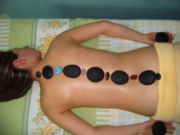 1. Снимка на Курс по масаж Роси Левонян