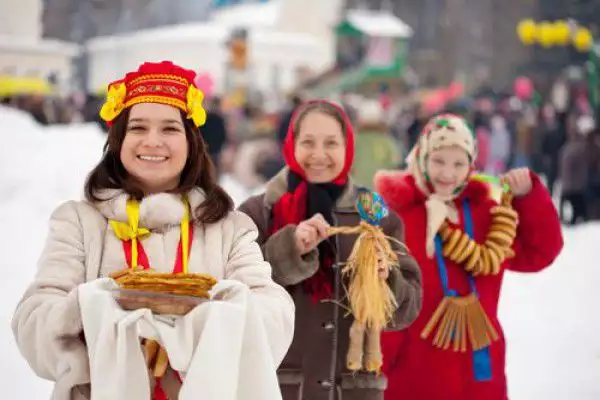 2. Снимка на Масленица в Москва - Най - вкусният и весел празник на Русия