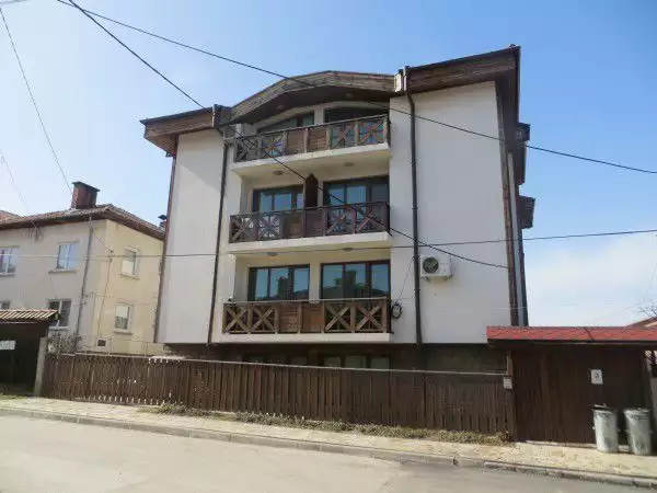 2. Снимка на Луксозен двустаен апартамент под наем в град Банско 2016 - 17г