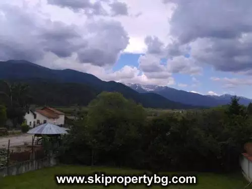 1. Снимка на BA698 - Двуетажна къща в град Добринище, с гледки към планин